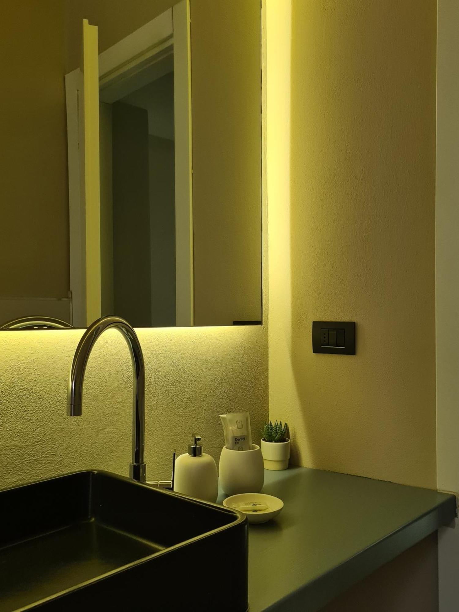 Serendipity Rooms - Navigli Mailand Exterior foto